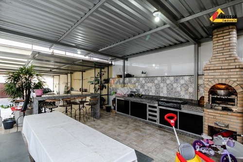 Imagem 16 de 28 de Casa À Venda, 8 Quartos, 1 Suíte, 6 Vagas, São Sebastião - Divinópolis/mg - 45534