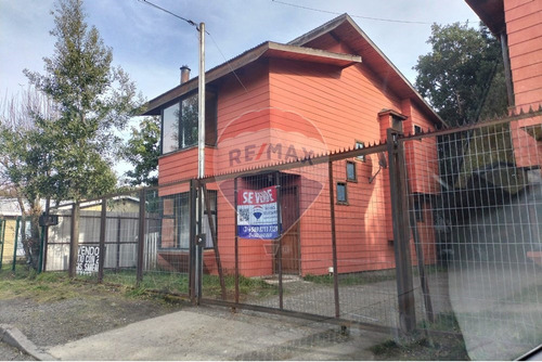 Casa En Arriendo Pucón: Mascotas Bienvenidas