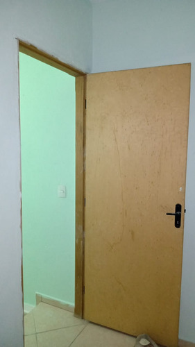 Casa Com 2 Quartos Sala Cozinha Banheiro E Uma Suite