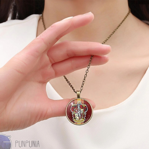 Imagen 2 de 2 de Punpunia - Collar Gryffindor Harry Potter