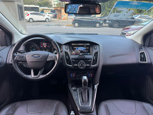 Ford Focus 2.0 Titanium Flex Powershift 5p