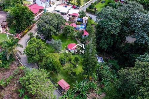 Imagen 3 de 21 de Venta Casa El Retiro, Jarabacoa