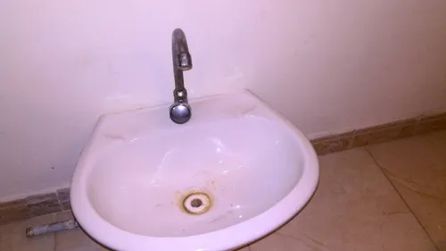 Lavamano Ceramico Pequeno (Usado)