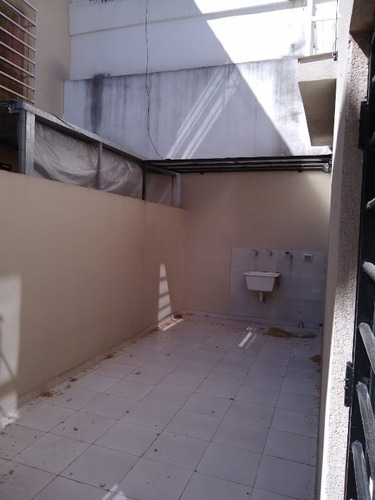 Imagen 10 de 14 de Departamento En Venta En Moron Centro