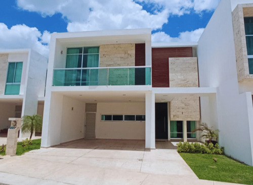 Fraccionamiento Altabrisa Residencial Casa En Venta