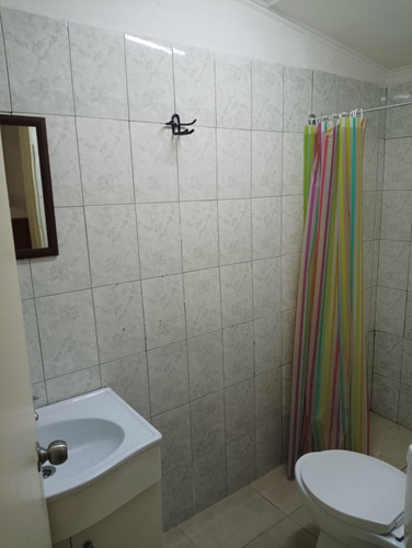 Arriendo Casa Remodelada 3 Dormitorios, 2 Baños, Patio