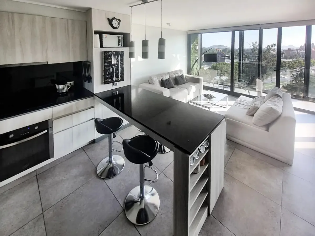 Imagen 3 de 9 de Venta Departamento 2d 2b - Lo Barnechea