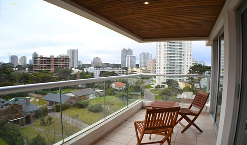 Apartamento En Venta Icon Brava Tower.