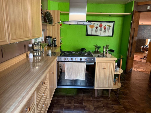 Imagen 8 de 22 de Hermosa Casa Con Jardín En Paseos Del Bosque
