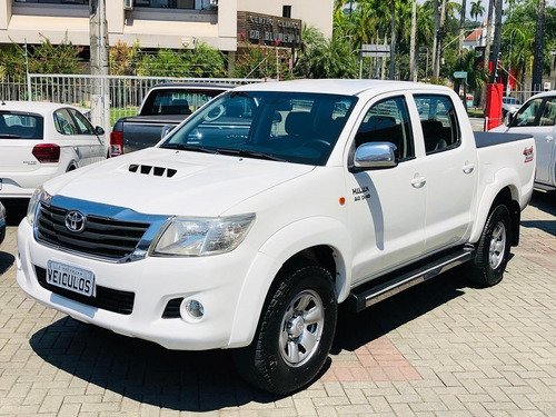 Toyota Hilux Cd Sr 4x4 3.0 Diesel Automática 2013