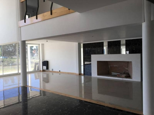 Imagen 9 de 20 de Casa En Venta En San Benito, Villanueva, Tigre