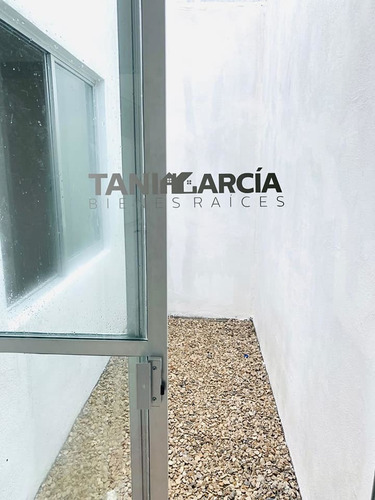 Imagen 4 de 7 de Vendo Comoda Casa En San Roman