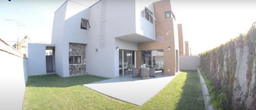 Casa En Renta En Altozano El Nuevo Querétaro, Querétaro, Querétaro