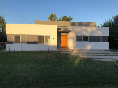 Casa En Malibu De Canning!! Piscina Y Escritura!!!