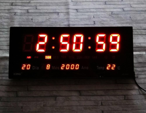 Relógio Digital Com Exibição De Temperatura E Hora P/ Parede