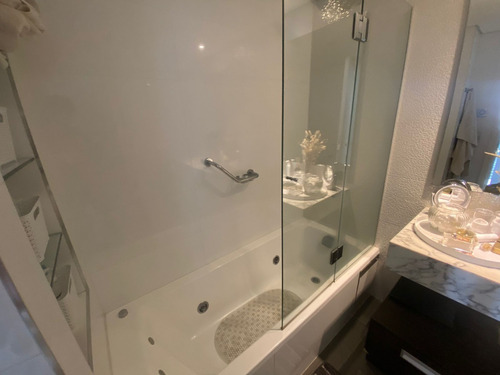 Imagen 21 de 28 de Venta 2 Ambientes C/cochera Madero Harbour Puerto Madero