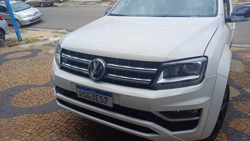 Volkswagen Amarok 3.0 Highline Extreme Cab. Dupla V6 4x4 Aut. 4p