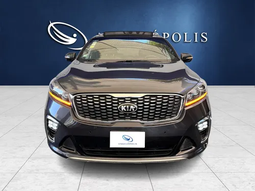Kia Sorento 3.3 V6 SXL Piel 7 Pasajeros AWD At