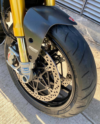 Ducati Monster 1200 S