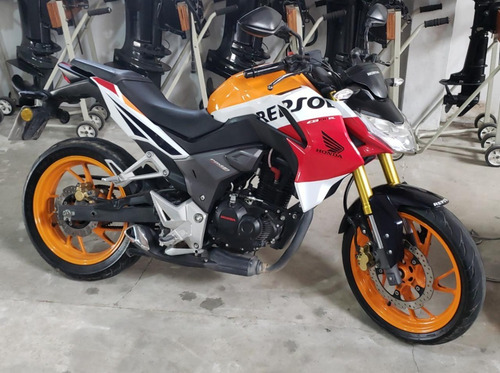 Imagen 2 de 25 de Moto Honda Repsol 190 2016 Impecable Doc Al Dia!!