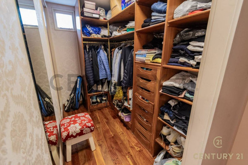 Venta Departamento 4 Ambientes Con Dependencia En Flores Sobre Avenida Avellaneda