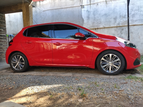 Peugeot 208 1.6 Feline 2018