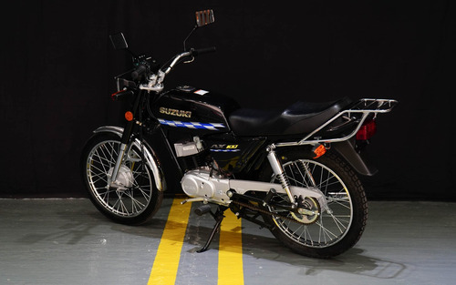 Suzuki Ax100 Negra