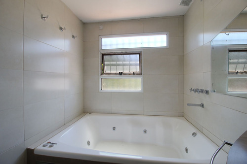 Venta Casa Con Pileta Munro