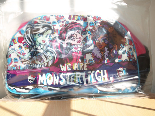 Imagen 3 de 4 de Bolso Multiuso Monster /bolso Niña De Viaje Paseo Capi