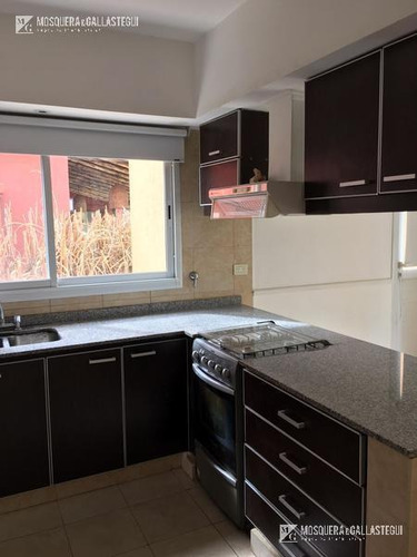 Imagen 10 de 25 de Vta / Alq - Excelente Casa En Talar Del Lago 1