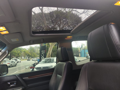 Mitsubishi Pajero Full 3.8 HPE 4X4 V6 24V GASOLINA 2P AUTOMÁTICO