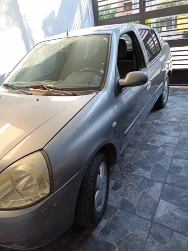 Nissan Platina 1.6 Emotion Ac Mt