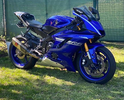 Yamaha R6