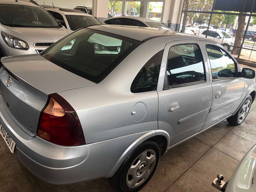 Chevrolet Corsa 1.4 Mpfi Premium Sedan 8v Flex 4p Manual