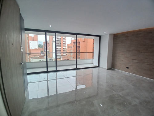 Apartamento En Arriendo Ubicado En Medellin Sector Laureles (22295).