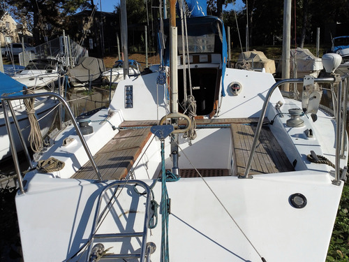 Velero Steward 26