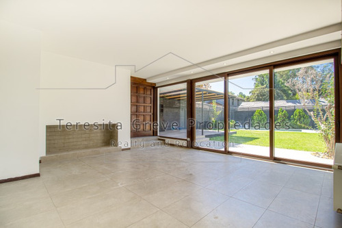 Fabulosa Casa Remodelada, A Pasos Sport Frances