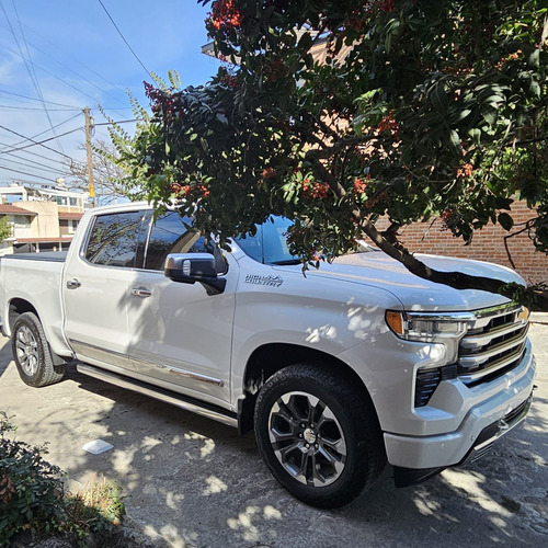 Chevrolet Cheyenne 6.2 2500 Doble Cab High Country 4x4 At