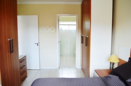 Casa Em Hípica Com 3 Dormitórios - Mi9268