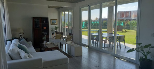 Imagen 8 de 30 de Venta Casa Harás Santa María