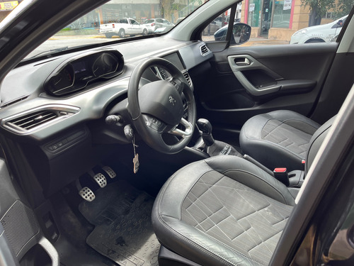 Peugeot 208 1.6 Feline Pack Cuir