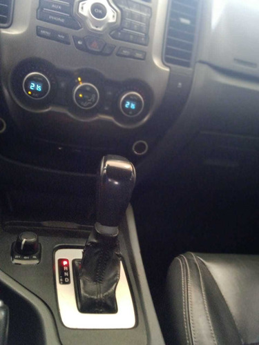 Imagem 2 de 8 de Ford Ranger 2015 3.2 Limited Cab. Dupla 4x4 Aut. 4p