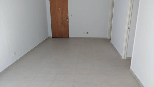 Imagen 4 de 9 de Atípico Departamento 2 Ambientes, Gran Patio Propio.