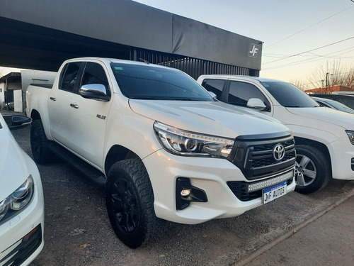 Imagen 2 de 10 de Toyota Hilux 2.8 Cd Srx 177cv 4x2 At 2018
