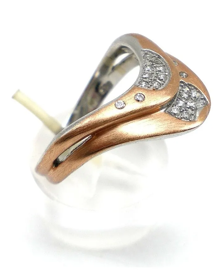 Anillo De Plata 925-oro Y Zafiros Blancos