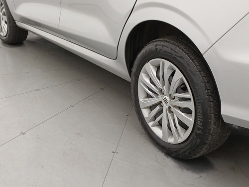 Fiat Cronos 1.3 FIREFLY FLEX DRIVE CVT