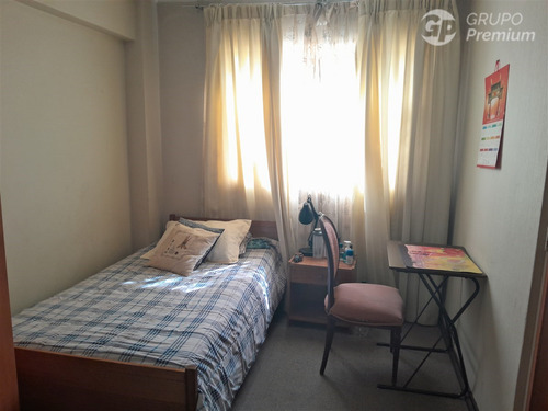 Venta De Departamento De 3 Dorm. 2 Baños En Viña Del Mar