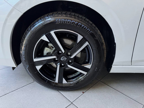 Nissan Sentra 2.0 Advance Cvt