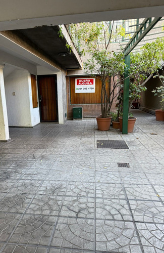 Alquiler - Dueño Directo - Pb - 3 Ambientes-1 Dormitorio Cochera - Centro Mza (barcala 341)