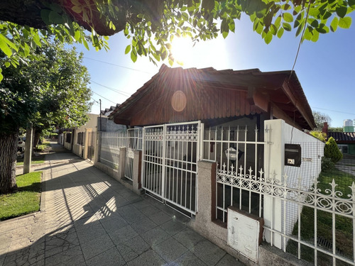 Imagen 2 de 19 de Casa En Venta En Muñiz